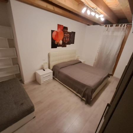 Central Luxury Garden Guest House Местре Екстериор снимка