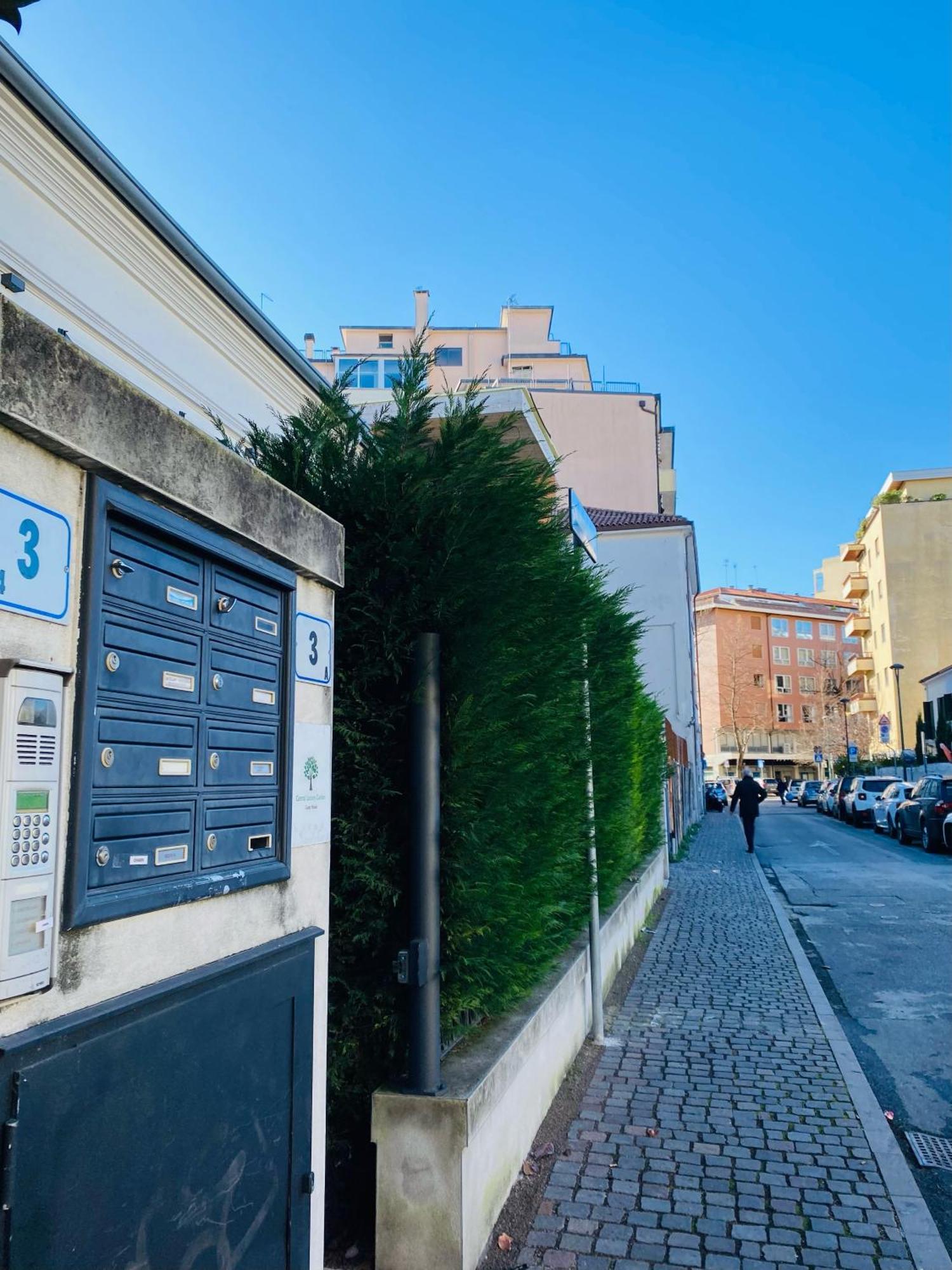 Central Luxury Garden Guest House Местре Екстериор снимка